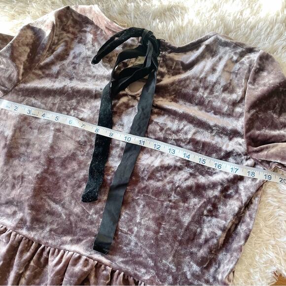 Pleione velvet style tie back peplum blouse womens size medium N dark neutral - Picture 4 of 5